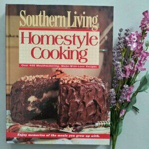 Vintage Southern Living Homestyle Cooking Cookbook 2002 Hardcover 400 Pages
